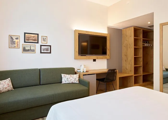 Hotel America